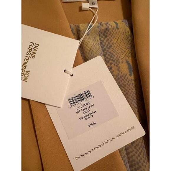 Diane von Furstenberg Cathy Crepe Blazer Size 12 Yellow NWT - Picture 9 of 10
